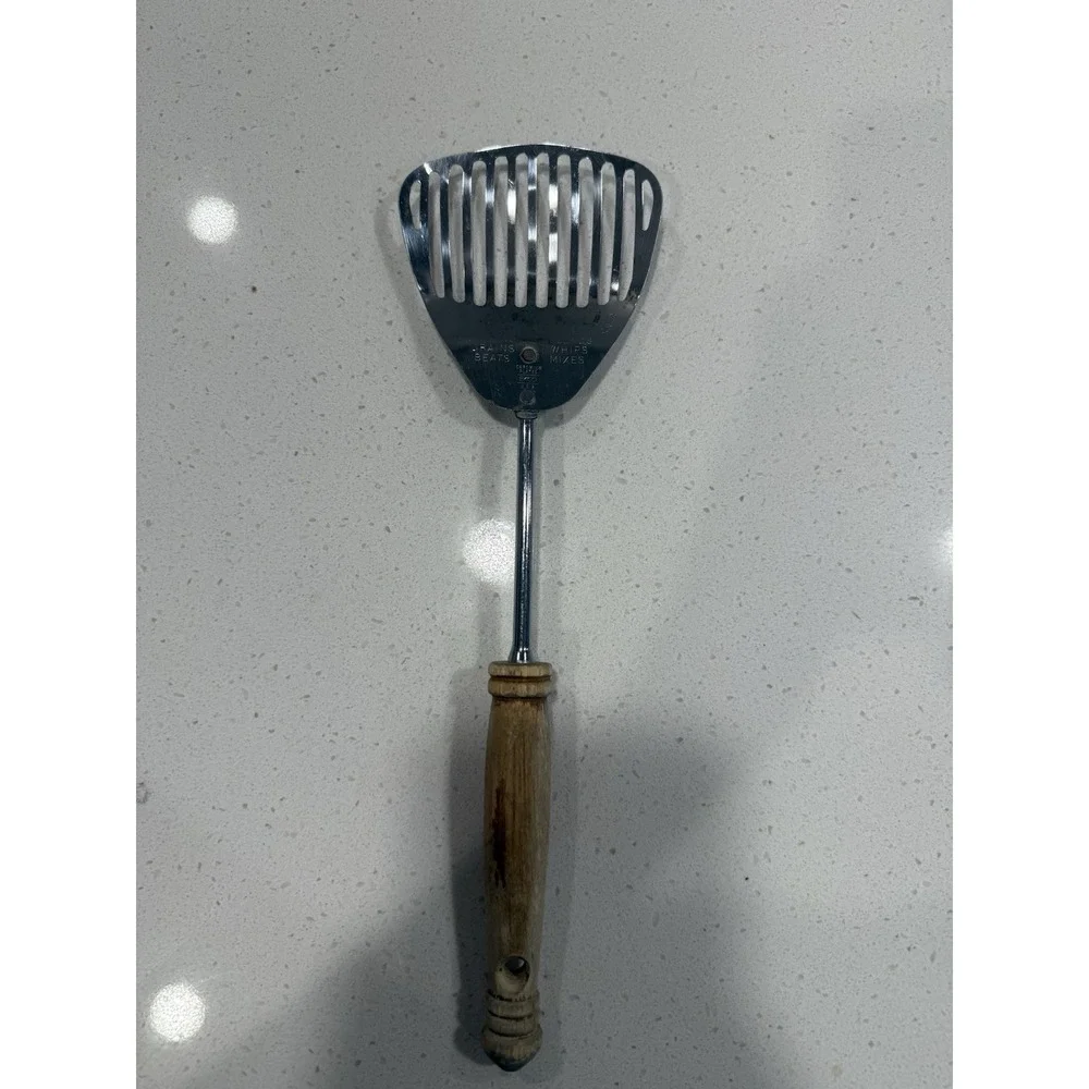 Vtg Ekco Kitchamajig Slotted Spatula Wooden Handler 13